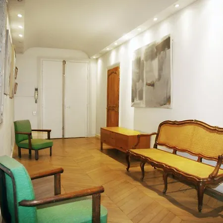 De Rivoli - 6 Adults Apartment